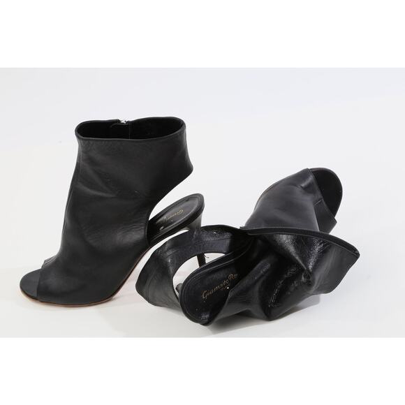 GIANVITO ROSSI Black Leather Peep Toe Cut Out Ankle Booties Size 39.5 - Picture 8 of 12